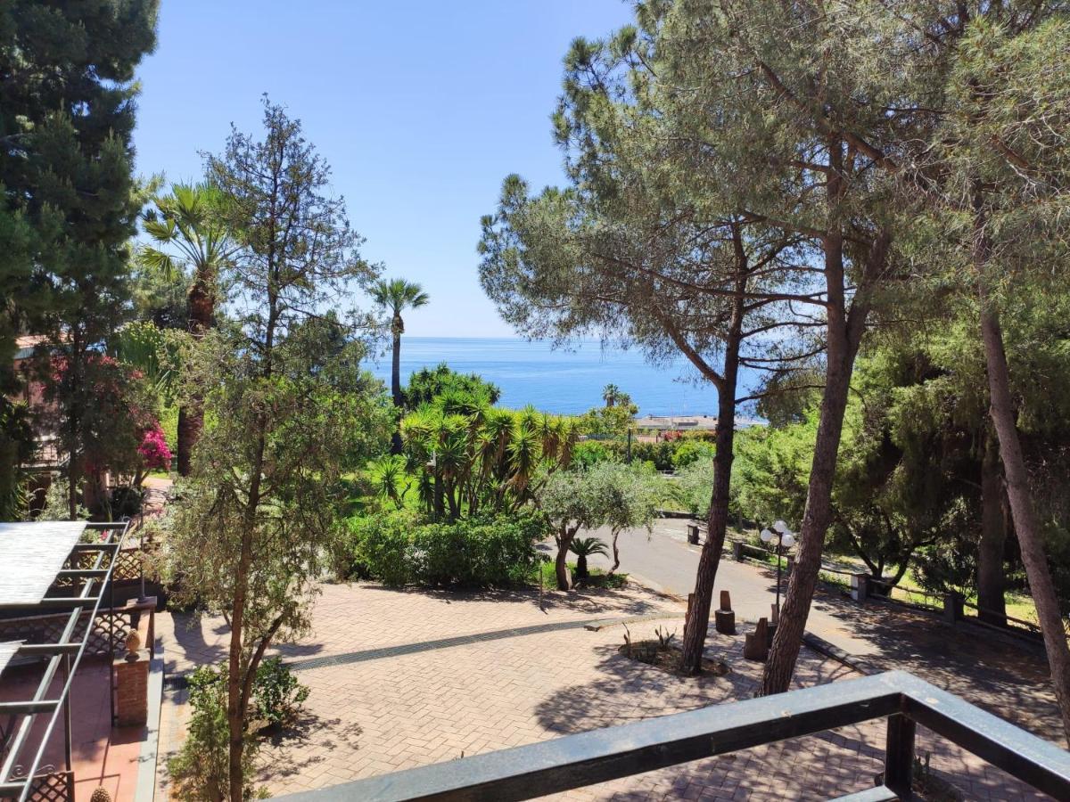أكيتْريتْسا Villa Delle Palme المظهر الخارجي الصورة