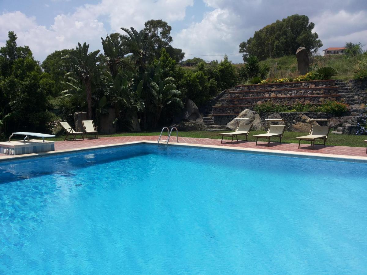 أكيتْريتْسا Villa Delle Palme المظهر الخارجي الصورة