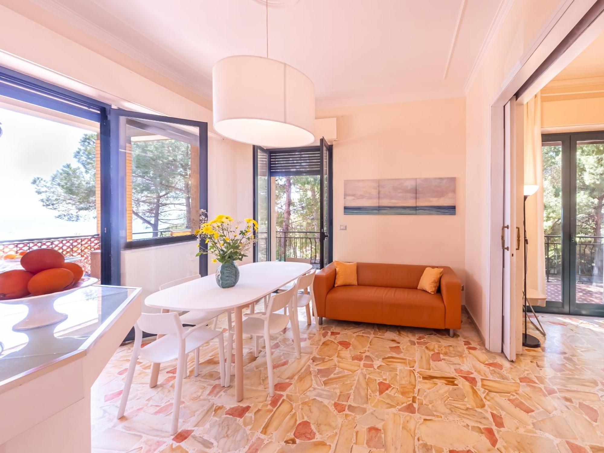 أكيتْريتْسا Villa Delle Palme المظهر الخارجي الصورة