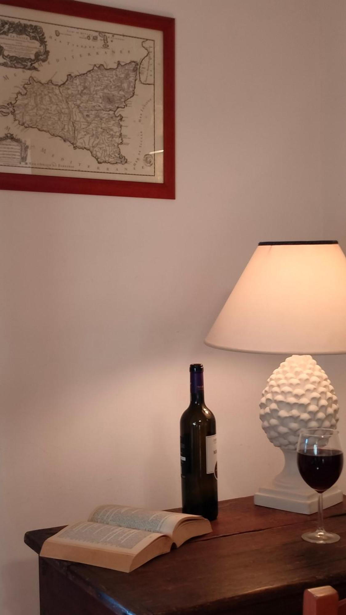 أكيتْريتْسا Villa Delle Palme المظهر الخارجي الصورة