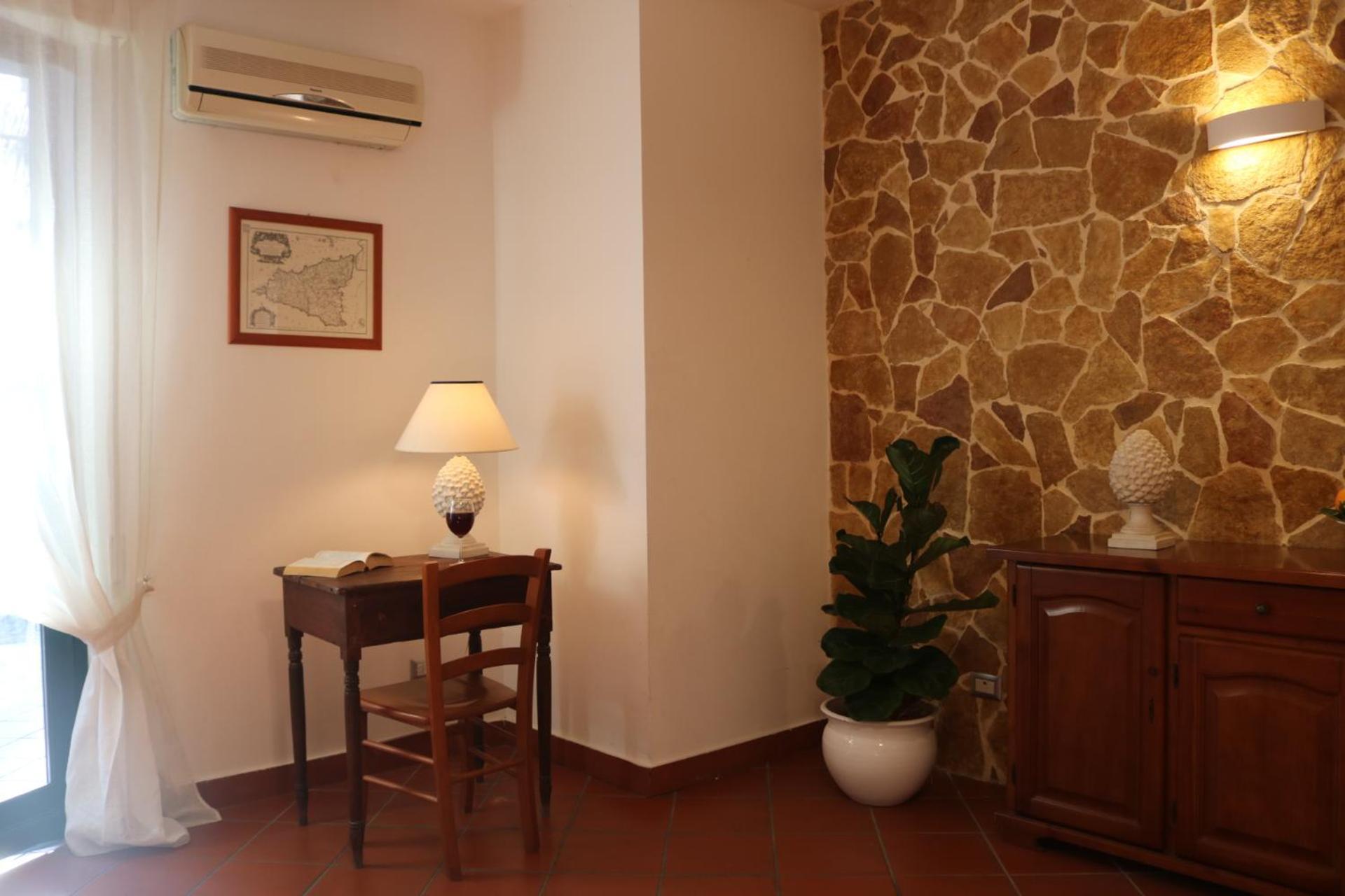 أكيتْريتْسا Villa Delle Palme المظهر الخارجي الصورة